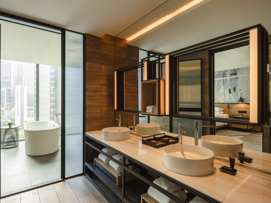 Hyatt Centric KL - Suite 17 Bathroom with Bathtub