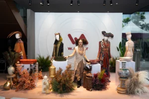 Read Living in Color: Tradition Reimagined